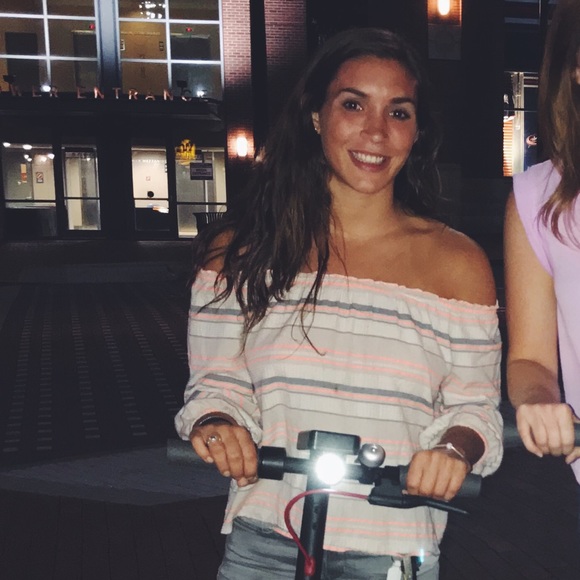 Meet your Posher, Emily - Picture 1 of 1